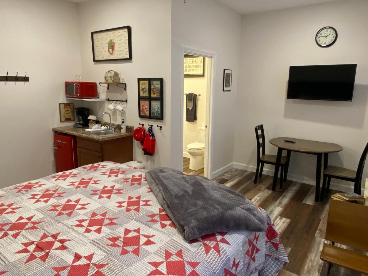 Hermann Crown Suites Extérieur photo